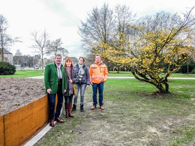 Neuer Verkehrsknotenpunkt erfordert Parkumgestaltung Neuer Verkehrsknotenpunkt erfordert Parkumgestaltung