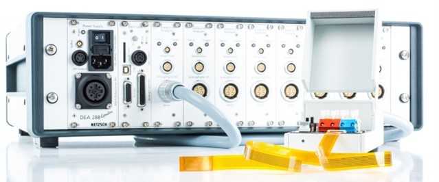 Gerät zur Durchführung der dielektrischen Analyse (DEA) | Foto: Netzsch Gerät zur Durchführung der dielektrischen Analyse (DEA) | Foto: Netzsch