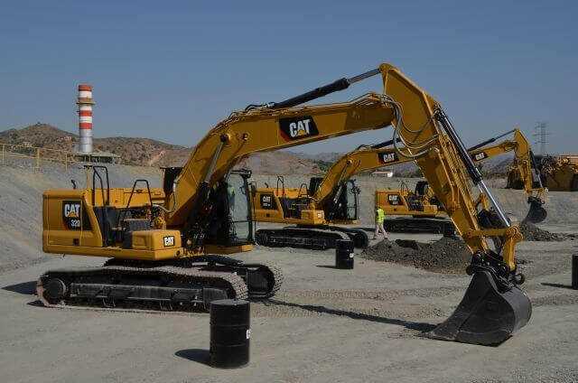 Drei aus einem Guss: Cat 320, 320GC und 323 sind auf derselben technischen Plattform entwickelt worden. Das senkt für Caterpillar die Kosten und erleichtert die Entwicklung zukünftiger, größerer Modelle. | Foto: B_I Drei aus einem Guss: Cat 320, 320GC und 323 sind auf derselben technischen Plattform entwickelt worden. Das senkt für Caterpillar die Kosten und erleichtert die Entwicklung zukünftiger, größerer Modelle. | Foto: B_I