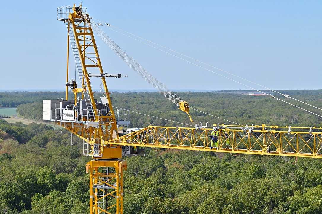 bauma 2025: Debüt für Verstellauslegerkran von Potain bauma 2025: Debüt für Verstellauslegerkran von Potain