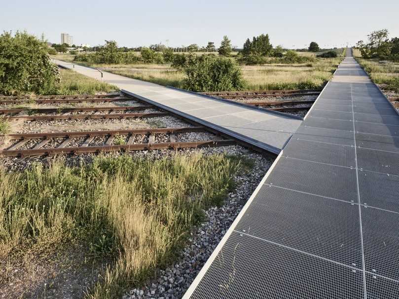Projekt Grünzug Nordost & Klimapark Mannheim: Bewegungs- und Naherholungsraum für Menschen in der Stadt. | Foto: Roman Mensing Projekt Grünzug Nordost & Klimapark Mannheim: Bewegungs- und Naherholungsraum für Menschen in der Stadt. | Foto: Roman Mensing