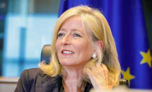 Ombudsfrau kritisiert EU-Kommission nach Prüfung eines BlackRock-Vertrags