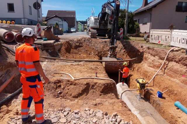 Mudershausen setzt auf Werkstoffkombination Beton/Kunststoff Mudershausen setzt auf Werkstoffkombination Beton/Kunststoff