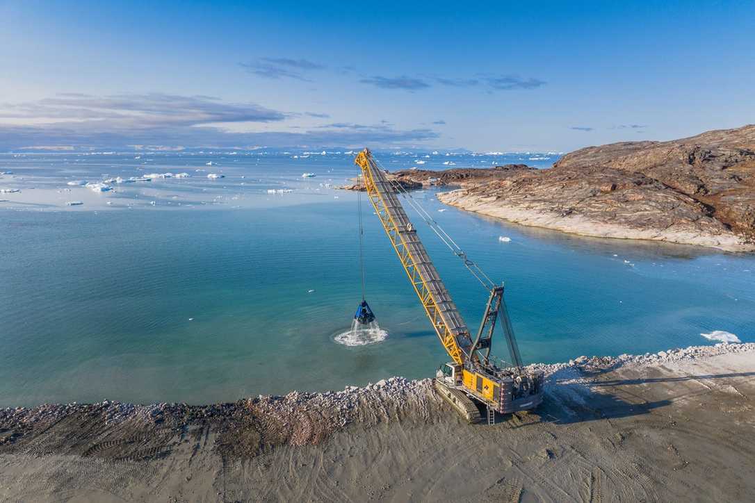 Liebherr HS8200 Seilbagger von Munck Civil Engineering baut Flughäfen auf Grönland Liebherr HS8200 Seilbagger von Munck Civil Engineering baut Flughäfen auf Grönland