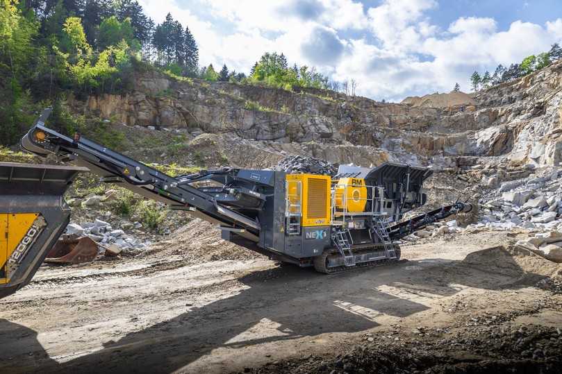 Der mobile Backenbrecher J110X von Rubble Master ist wahlweise mit diesel-hydraulischem Antrieb oder als elektrifiziertes Hybridmodell erhältlich. | Foto: Rubble Master Der mobile Backenbrecher J110X von Rubble Master ist wahlweise mit diesel-hydraulischem Antrieb oder als elektrifiziertes Hybridmodell erhältlich. | Foto: Rubble Master