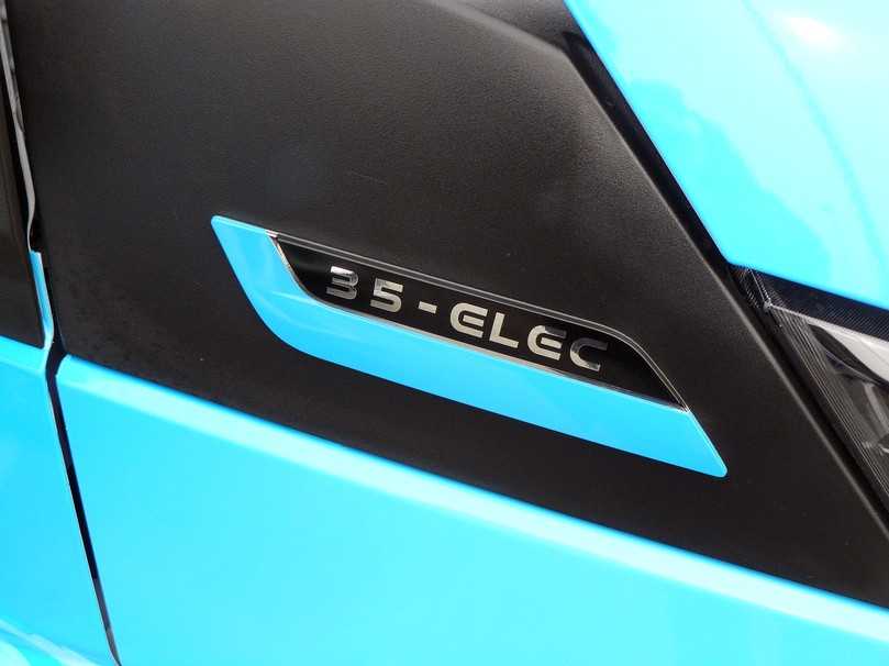 Die Spannweite des eDaily ist enorm, sie reicht vom 3,5-Tonner bis hinauf zu 7,2 Tonnen und umfasst ein bis drei Batteriepakete. | Foto: Iveco, Randolf Unruh Die Spannweite des eDaily ist enorm, sie reicht vom 3,5-Tonner bis hinauf zu 7,2 Tonnen und umfasst ein bis drei Batteriepakete. | Foto: Iveco, Randolf Unruh