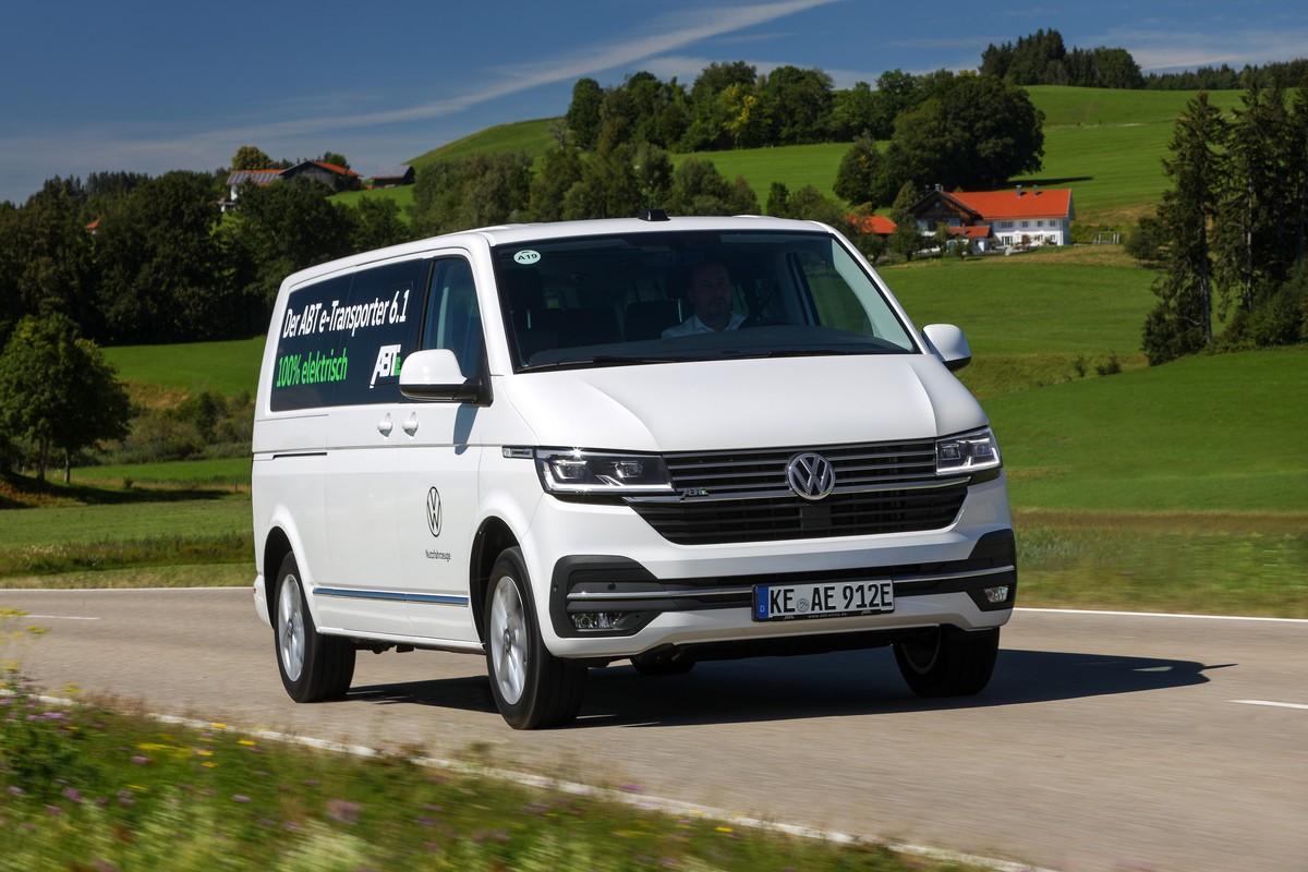 Vollelektrisch ist der VW-Transporter auf bis zu 138 km mit einer Akkuladung unterwegs. | Foto: ABT e-Line GmbH
