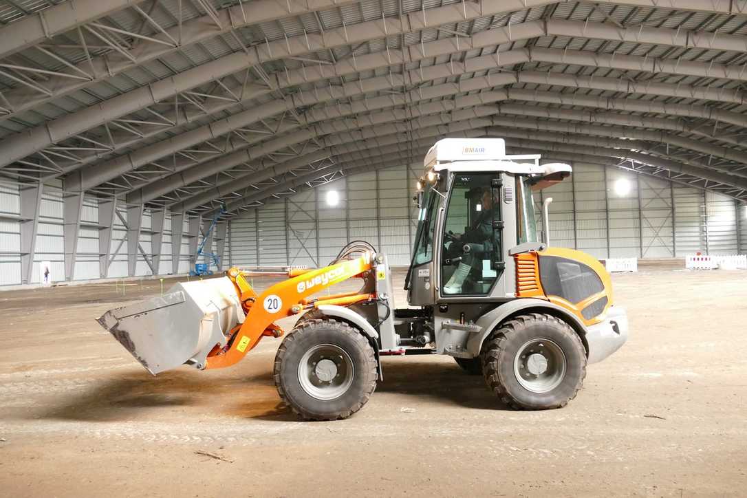 Atlas Weyhausen Weycor Radlader AR 480 mit Panzerglas-Kabine bei Kampfmittelbeseitigung Atlas Weyhausen Weycor Radlader AR 480 mit Panzerglas-Kabine bei Kampfmittelbeseitigung