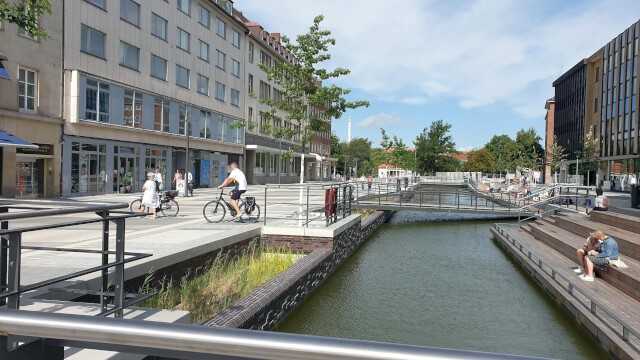 „Kleiner Kiel-Kanal“ ist der Arbeitstitel der Gesamt-Baumaßnahme, die der Innenstadt mehr Attraktivität verleiht. „Kleiner Kiel-Kanal“ ist der Arbeitstitel der Gesamt-Baumaßnahme, die der Innenstadt mehr Attraktivität verleiht.