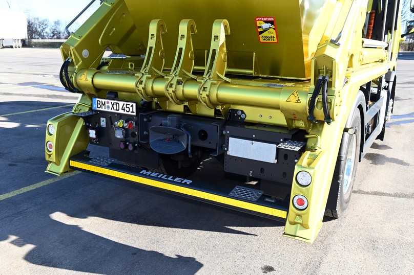 Der 450 PS starke DAF XD-Absetzkipper ist für den Anhängerbetrieb vorgerüstet. | Foto: Quatex Der 450 PS starke DAF XD-Absetzkipper ist für den Anhängerbetrieb vorgerüstet. | Foto: Quatex