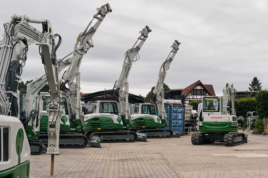 17 neue Takeuchi-Bagger für GaLaBau-Betrieb 17 neue Takeuchi-Bagger für GaLaBau-Betrieb