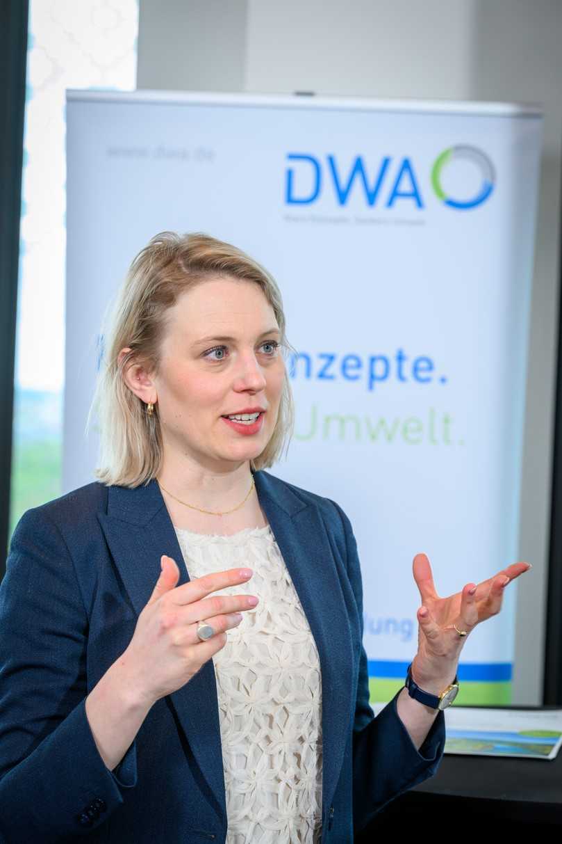 Dr.-Ing. Lisa Broß ist bei der DWA Sprecherin der Bundesgeschäftsführung. | Foto: Peter Himsel Dr.-Ing. Lisa Broß ist bei der DWA Sprecherin der Bundesgeschäftsführung. | Foto: Peter Himsel