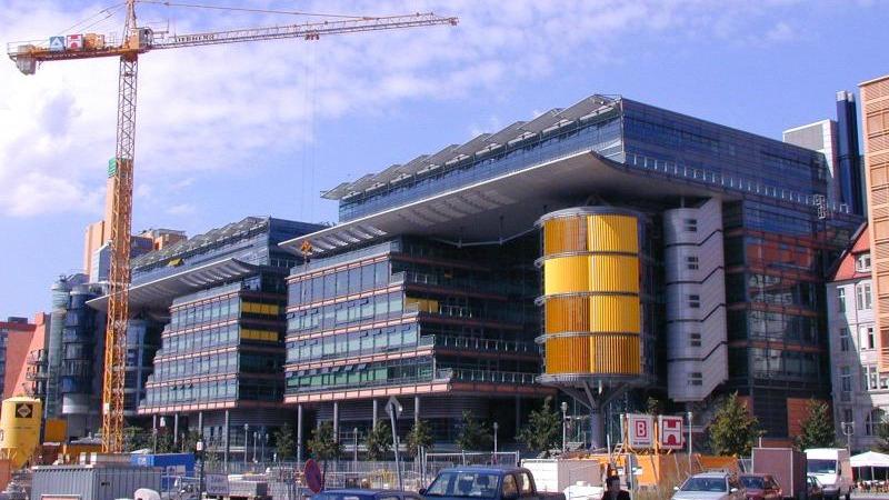 Berichte über Insolvenzen und Fusionen in der Bau-Branche Berichte über Insolvenzen und Fusionen in der Bau-Branche