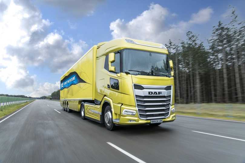 Die Kabine des DAF XG ist 30 cm länger als das neue XF-Fahrerhaus und bietet mehr Platz. | Foto: SYTSE DIJKSTRA Die Kabine des DAF XG ist 30 cm länger als das neue XF-Fahrerhaus und bietet mehr Platz. | Foto: SYTSE DIJKSTRA