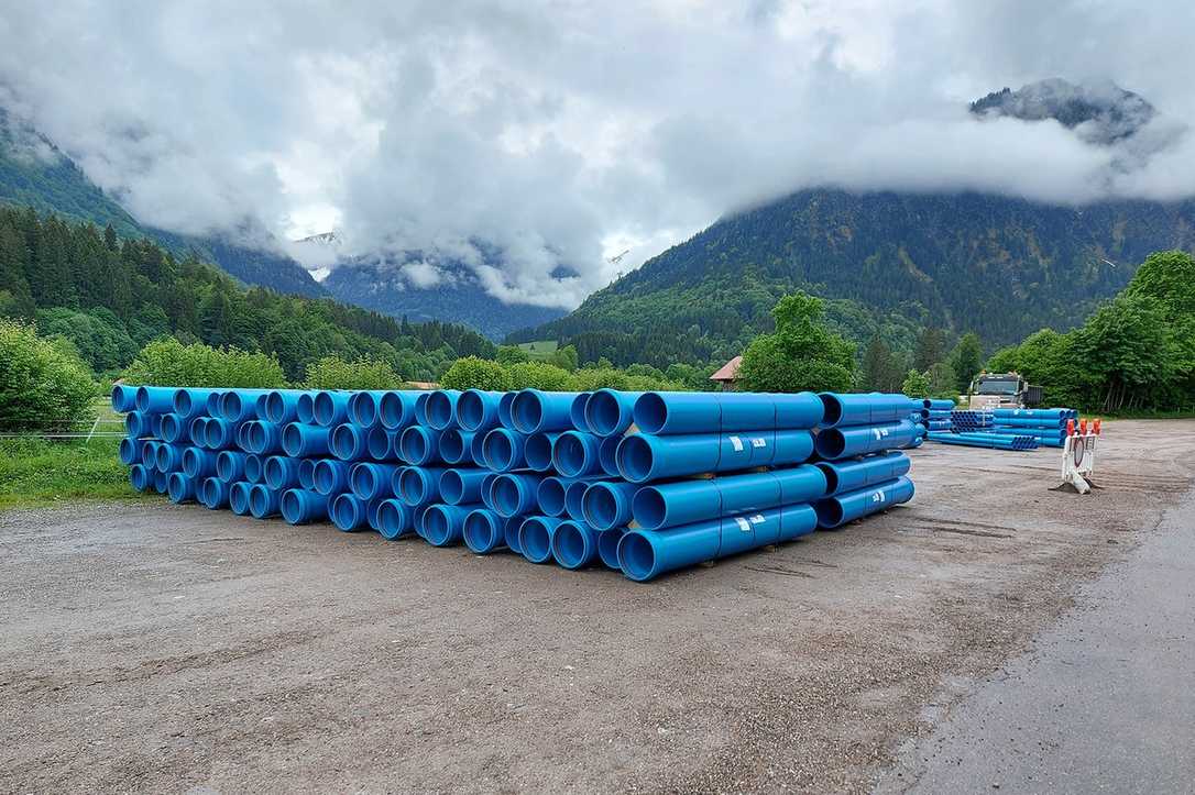 Regenwasserkanal in Oberstdorf erstmals mit PVC-U erstellt Regenwasserkanal in Oberstdorf erstmals mit PVC-U erstellt