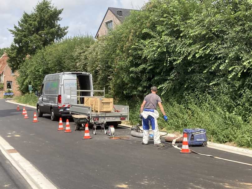 Anwendern bietet die maximal effiziente LED-Technik die Möglichkeit, das Baustellensetup für kleinere und mittlere Nennweiten erheblich zu reduzieren. | Foto: Bluelight Anwendern bietet die maximal effiziente LED-Technik die Möglichkeit, das Baustellensetup für kleinere und mittlere Nennweiten erheblich zu reduzieren. | Foto: Bluelight