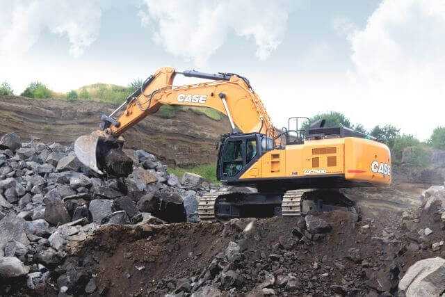 Der neue CX750D ist der größte Raupenbagger von Case. Mit 75 Tonnen Einsatzgewicht bewegt er sich auf Augenhöhe mit dem Cat 374F oder dem PC700 von Komatsu. | Foto: Case Der neue CX750D ist der größte Raupenbagger von Case. Mit 75 Tonnen Einsatzgewicht bewegt er sich auf Augenhöhe mit dem Cat 374F oder dem PC700 von Komatsu. | Foto: Case