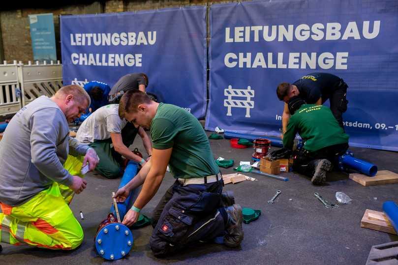 Nachwuchskräfte in Aktion bei der Leitungsbau-Challenge | Foto: Aquanet Nachwuchskräfte in Aktion bei der Leitungsbau-Challenge | Foto: Aquanet
