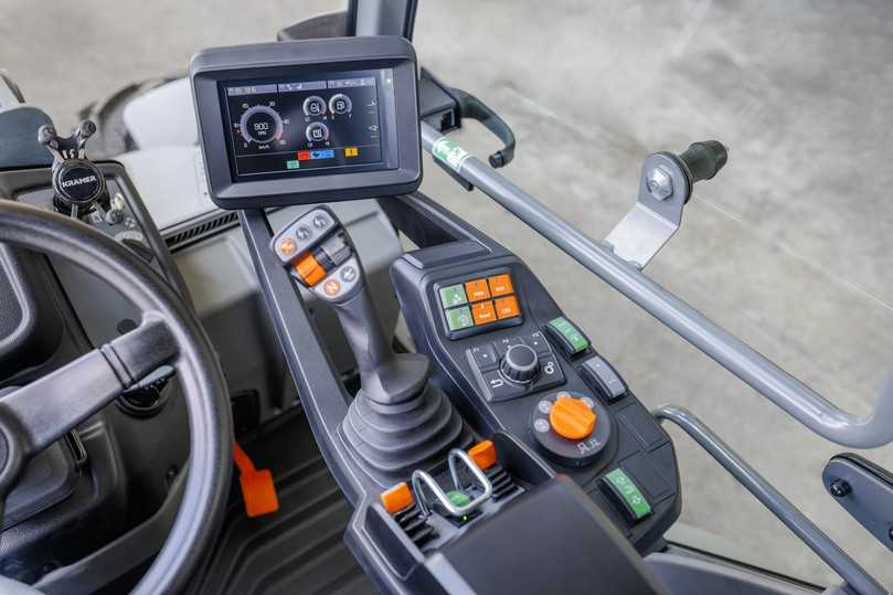 Das optionale 7-Zoll-Display eröffnet eine neue Welt an Maschineneinstellungen und Assistenzsystemen. | Foto: Kramer Das optionale 7-Zoll-Display eröffnet eine neue Welt an Maschineneinstellungen und Assistenzsystemen. | Foto: Kramer