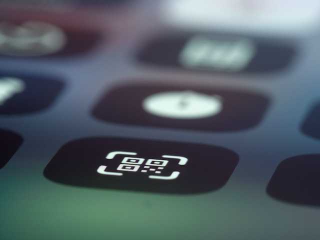 Erhält ein Hauptunternehmen eine Unbedenklichkeitsbescheinigung von einem Nachunternehmen, kann diese nun auch digital auf ihre Echtheit überprüft werden.