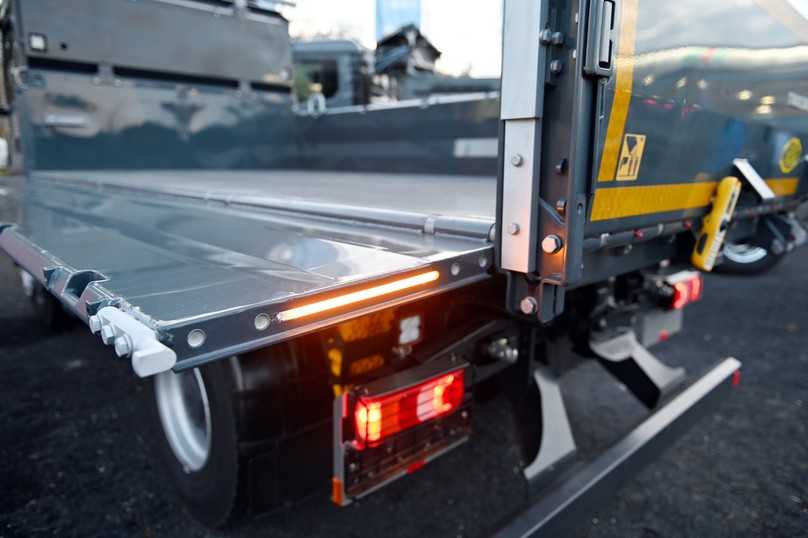 Für mehr Sicherheit: die Blinkleisten | Foto: Hausmann/Quatex Für mehr Sicherheit: die Blinkleisten | Foto: Hausmann/Quatex