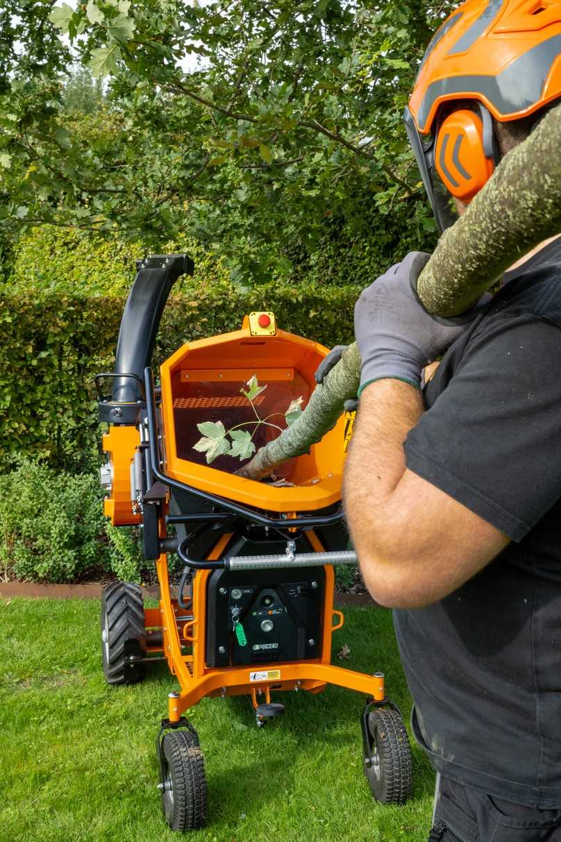 Der Prof 6 Epower ist serienmäßig mit einer hydraulischen Einzugswalze ausgestattet. | Foto: Eliet Der Prof 6 Epower ist serienmäßig mit einer hydraulischen Einzugswalze ausgestattet. | Foto: Eliet