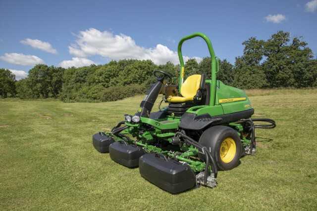 Vorstellung Fairway-Rasenmäher John Deere 6500A Vorstellung Fairway-Rasenmäher John Deere 6500A