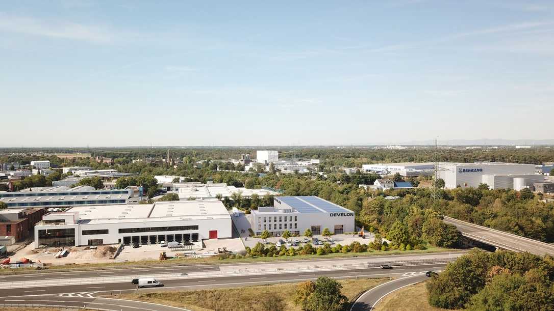Develon baut Kunden- und Schulungszentrum für die DACH-Region in Mannheim Develon baut Kunden- und Schulungszentrum für die DACH-Region in Mannheim