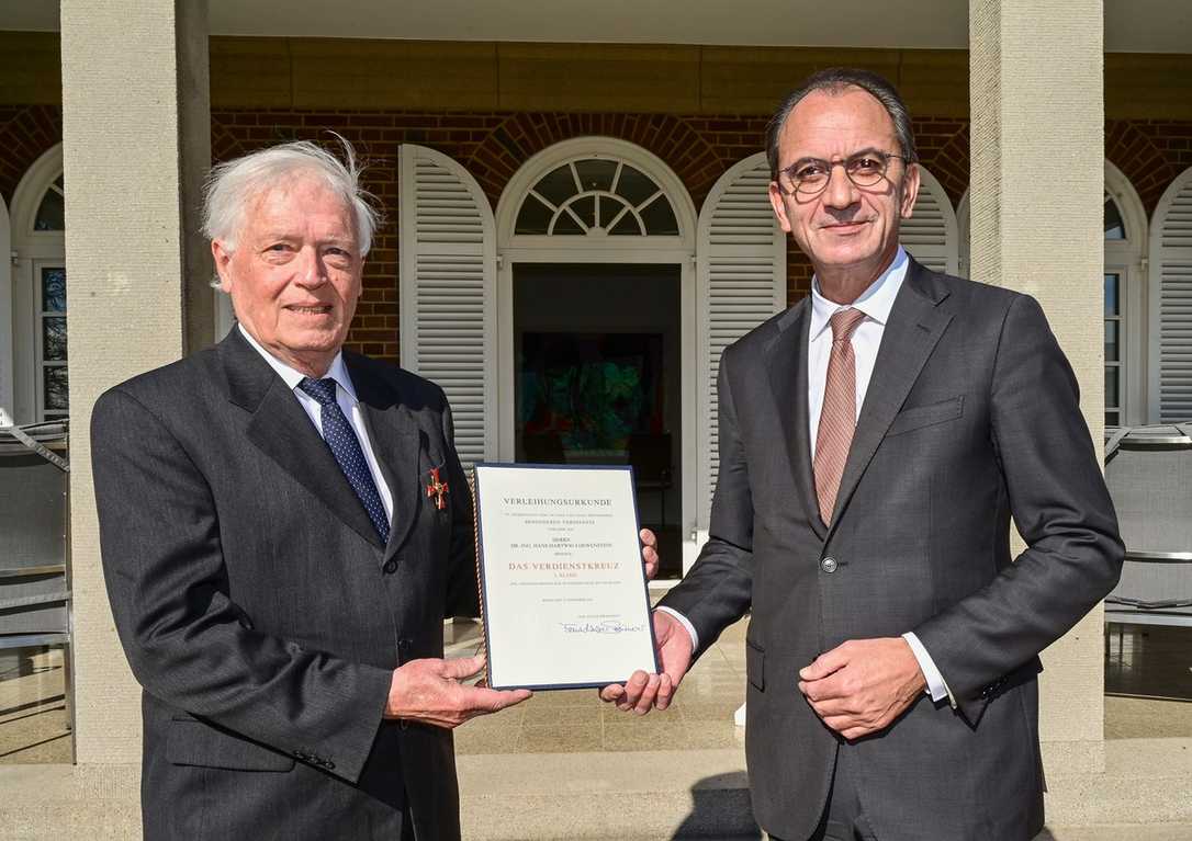 Hans-Hartwig Loewenstein erhält Bundesverdienstkreuz Hans-Hartwig Loewenstein erhält Bundesverdienstkreuz