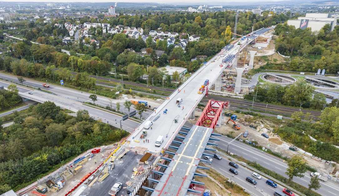 Deutschland-Pakt: Bau-Turbo soll Planen und Bauen beschleunigen Deutschland-Pakt: Bau-Turbo soll Planen und Bauen beschleunigen