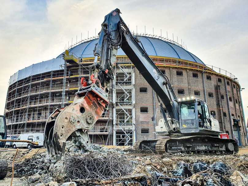 Mit 550 Liter Öldurchfluss pro Minute ist Hochleistung beim Abbruch garantiert (hier: Pulverisierer). | Foto: Lehnhoff Hartstahl GmbH Mit 550 Liter Öldurchfluss pro Minute ist Hochleistung beim Abbruch garantiert (hier: Pulverisierer). | Foto: Lehnhoff Hartstahl GmbH