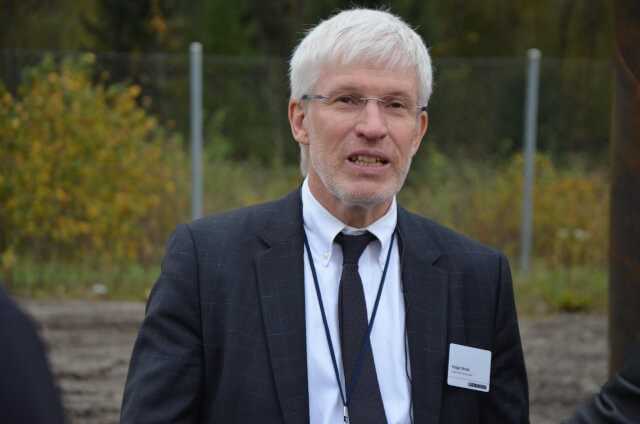 Liebherr hat mit seinem Akku-Bohrgerät bewusst einen sehr weitreichenden Ansatz gewählt und damit auch die Wettbewerber überrascht: „Die First-Mover-Strategie hat funktioniert“, sagt Holger Streitz, Geschäftsführer der Liebherr-Werk Nenzing GmbH. | Foto: B_I Liebherr hat mit seinem Akku-Bohrgerät bewusst einen sehr weitreichenden Ansatz gewählt und damit auch die Wettbewerber überrascht: „Die First-Mover-Strategie hat funktioniert“, sagt Holger Streitz, Geschäftsführer der Liebherr-Werk Nenzing GmbH. | Foto: B_I
