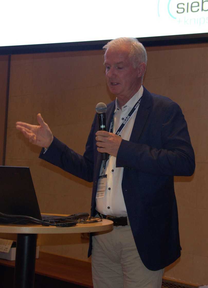 Alles bestens geregelt in der Sanierung? Andreas Haacker brachte Klarheit im Regelwerksdickicht. | Foto: B_I/Valdix Alles bestens geregelt in der Sanierung? Andreas Haacker brachte Klarheit im Regelwerksdickicht. | Foto: B_I/Valdix