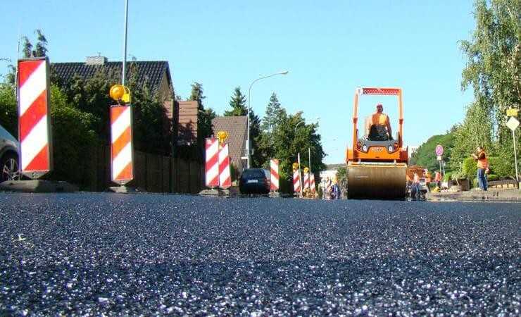 Auftragsrückgang im Straßenbau: Werden Ausschreibungen zurückgehalten? Auftragsrückgang im Straßenbau: Werden Ausschreibungen zurückgehalten?