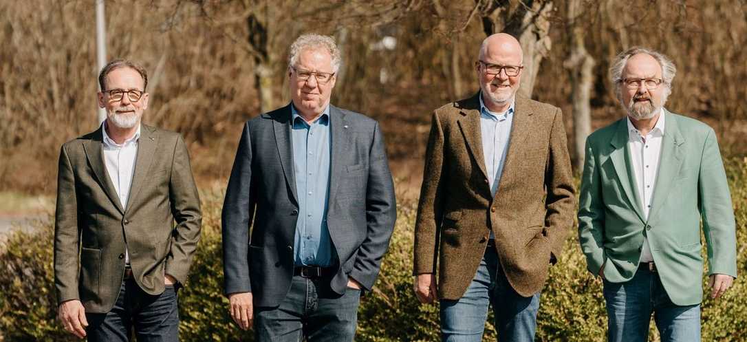Garten-, Landschafts- und Sportplatzbau Hamburg und Schleswig-Holstein verschmelzen Garten-, Landschafts- und Sportplatzbau Hamburg und Schleswig-Holstein verschmelzen