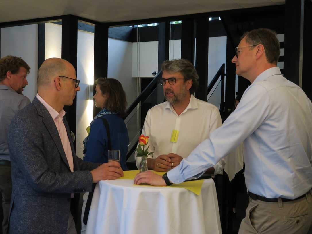 FLL Mitgliederversammlung in Bonn stellt Arbeit Gesellschaft vor FLL Mitgliederversammlung in Bonn stellt Arbeit Gesellschaft vor