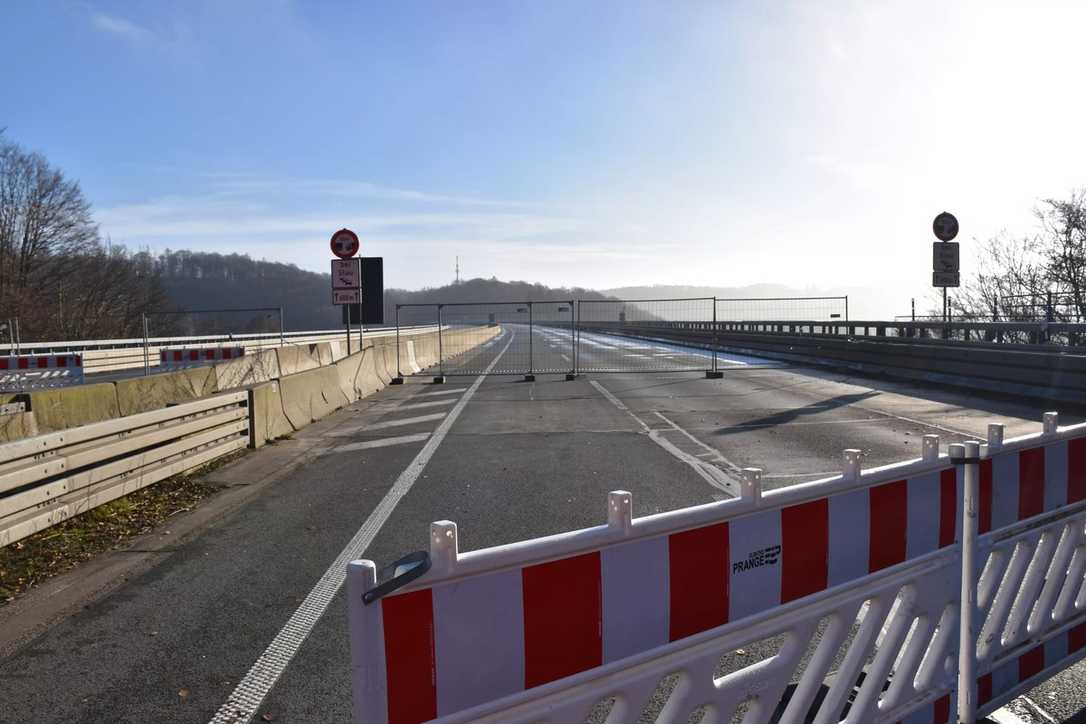 Autobahnbau: Bauwirtschaft wertet Milliarden-Finanzlücke als „Katastrophe mit Ansage“ Autobahnbau: Bauwirtschaft wertet Milliarden-Finanzlücke als „Katastrophe mit Ansage“