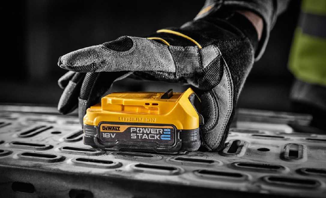 BAU 2023: Dewalt zeigt neue Akku-Technologie für Profi-Werkzeuge BAU 2023: Dewalt zeigt neue Akku-Technologie für Profi-Werkzeuge