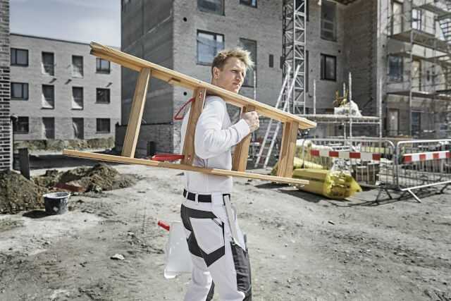 „X-Treme“ Jacken und Hosen sind in branchenspezifischen und in Trendfarben zu haben und geben zahllosen Gewerken eine neue Flexibilität bei der Außendarstellung ihrer Teams. | Fotos: F. Engel „X-Treme“ Jacken und Hosen sind in branchenspezifischen und in Trendfarben zu haben und geben zahllosen Gewerken eine neue Flexibilität bei der Außendarstellung ihrer Teams. | Fotos: F. Engel