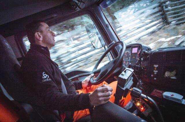 Das wechselhafte Wetter sorgt für erschwerte Bedingungen im Winterdienst-Einsatz für Helmut Schafferer. Das wechselhafte Wetter sorgt für erschwerte Bedingungen im Winterdienst-Einsatz für Helmut Schafferer.