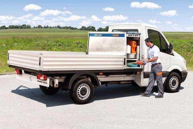 Werkzeug und Material auf Pritschen sicher transportieren Werkzeug und Material auf Pritschen sicher transportieren