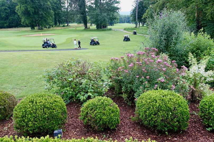 Neue Mitglieder auf Erkundungsfahrt über den Golfplatz. | Foto: bs Neue Mitglieder auf Erkundungsfahrt über den Golfplatz. | Foto: bs