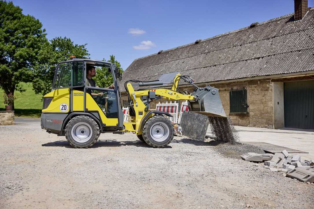 Neue Wacker Neuson Radlader WL250 und WL750 bieten Komfort und Effizienz Neue Wacker Neuson Radlader WL250 und WL750 bieten Komfort und Effizienz