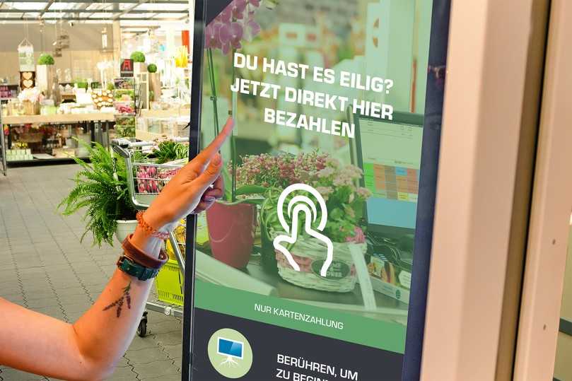 Auch die Software-Firma Rita Bosse aus Edewecht lädt zum Firmenstandort ein. Im Fokus steht die neue Selbstbedienungskasse für Gartencenter und Blumenläden. | Foto: Rita Bosse Software GmbH Auch die Software-Firma Rita Bosse aus Edewecht lädt zum Firmenstandort ein. Im Fokus steht die neue Selbstbedienungskasse für Gartencenter und Blumenläden. | Foto: Rita Bosse Software GmbH