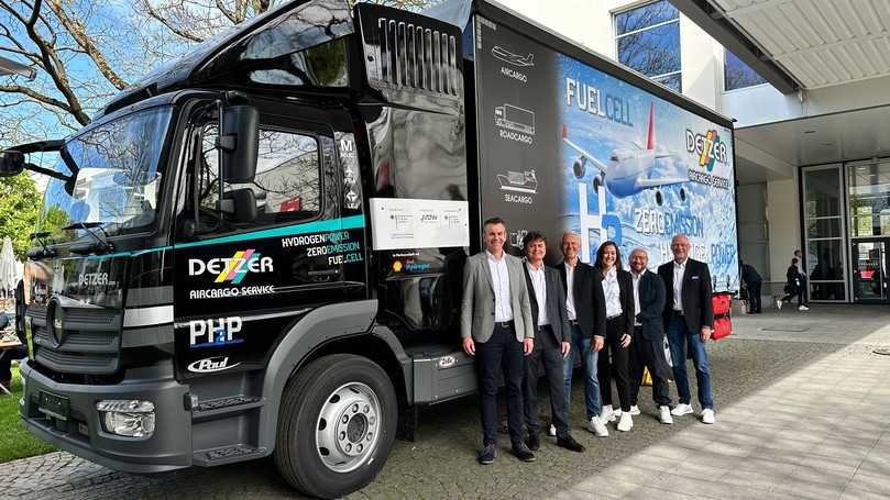 Auch Detzer Aircargo Service hat sich auf der „transport logistic“ für den emissionsfreien Transport mit Paul PH2P Trucks entschieden. | Foto: Paul Group Auch Detzer Aircargo Service hat sich auf der „transport logistic“ für den emissionsfreien Transport mit Paul PH2P Trucks entschieden. | Foto: Paul Group