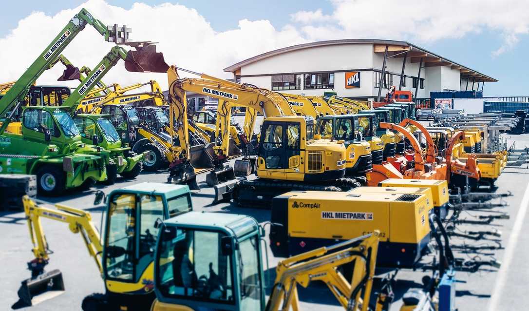 HKL Baumaschinen eröffnet Center in Nienburg/Weser und Wilhelmshaven