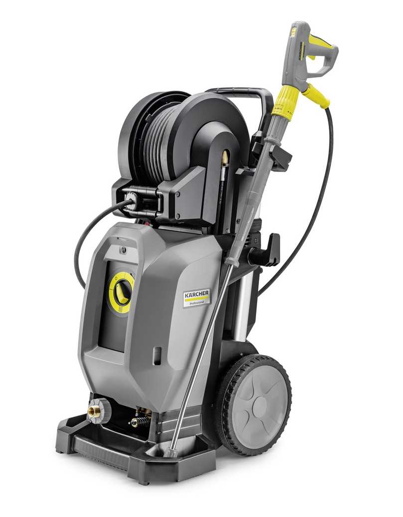 Funktionen wie die automatische Schlauchtrommel an den neuen Hochdruckreinigern erleichtern dem Bedienpersonal die Arbeitseinsätze. | Foto: Kärcher Funktionen wie die automatische Schlauchtrommel an den neuen Hochdruckreinigern erleichtern dem Bedienpersonal die Arbeitseinsätze. | Foto: Kärcher