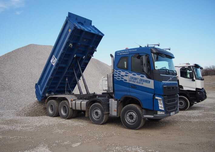 Volvo FH 8x4: Komfortkipper mit hoher Bauart Volvo FH 8x4: Komfortkipper mit hoher Bauart
