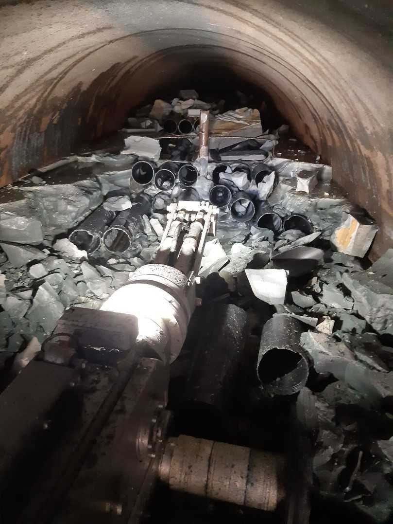 Arbeiten mit Höchstdruck-Wasserstrahl-Roboter in DN 1400 (1.Düker) | Foto: Mauerspecht Arbeiten mit Höchstdruck-Wasserstrahl-Roboter in DN 1400 (1.Düker) | Foto: Mauerspecht