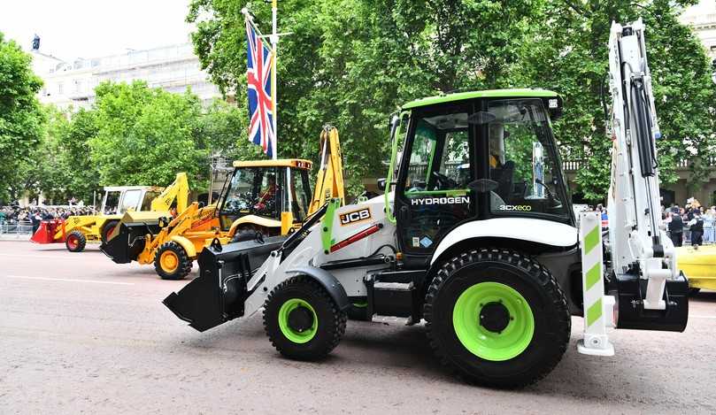 Der erste wasserstoff-betriebene Baggerlader der Welt: Eines der Sonderthemen auf der Nordbau 2022 ist die Wasserstofftechnologie und ihre Anwendungsmöglichkeiten. | Foto: JCB | Foto: JCB Der erste wasserstoff-betriebene Baggerlader der Welt: Eines der Sonderthemen auf der Nordbau 2022 ist die Wasserstofftechnologie und ihre Anwendungsmöglichkeiten. | Foto: JCB | Foto: JCB